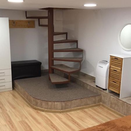 Appartamento Gaby 2 Braşov Esterno foto