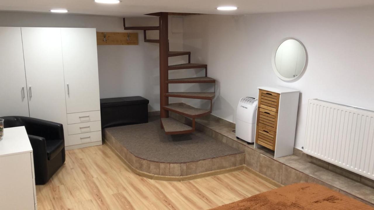 Appartamento Gaby 2 Braşov Esterno foto